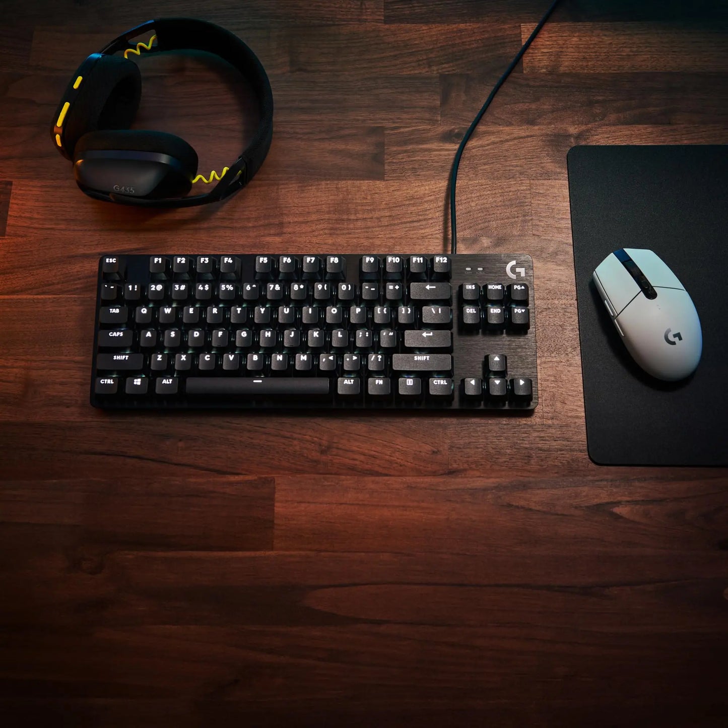Logitech G G435 Auriculares Inalámbricos LIGHTSPEED para Gaming, Ligeros, micrófono integrado, Batería de 18 horas, Compatibles con Dolby Atmos, Bluetooth, PC, PS4, PS5, Móvil, Nintendo Switch - Negro Logitech G